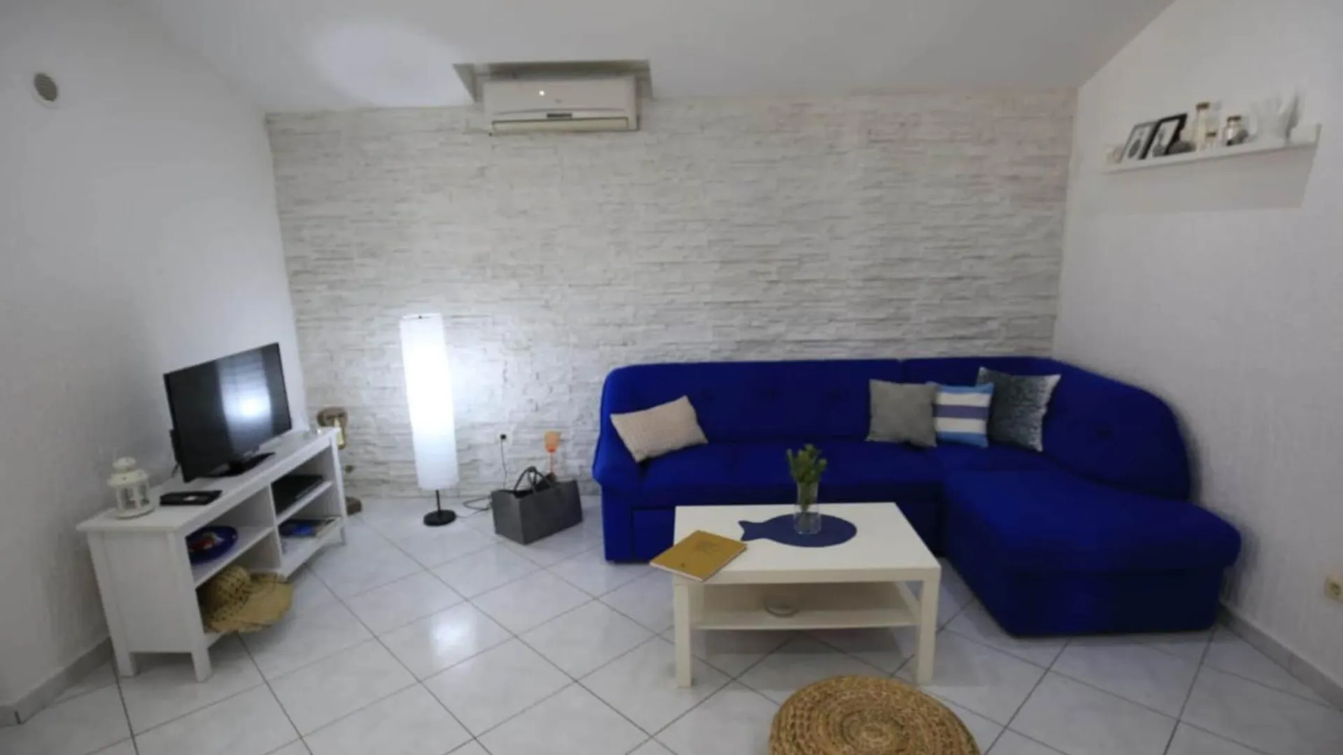Apartment Barbara - Two Bedroom Apartment With Terrace Vir 0*,  Croatia